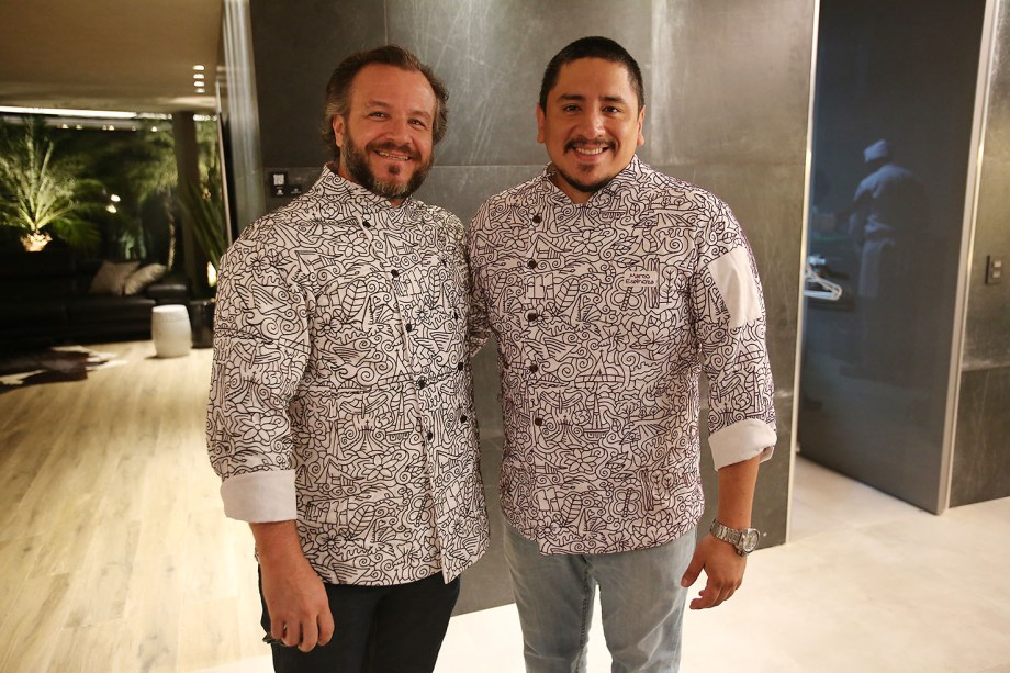 Oa chefs Renato Carioni e Marco Espinoza