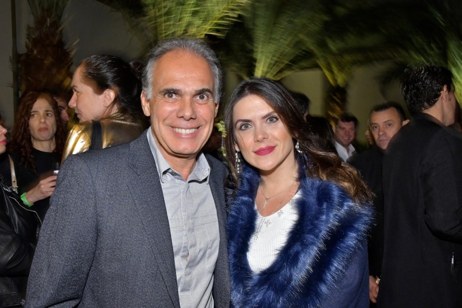 Luiz Carlos Orsini e Juliana Sicoli