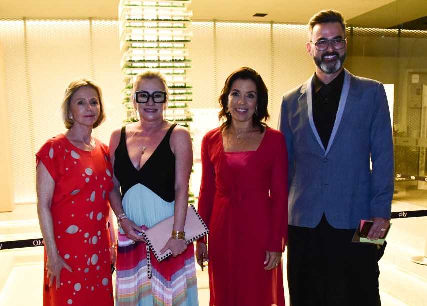 Sheila de Podestá, Ednara Braga, Eliane Martins e Leo Romano