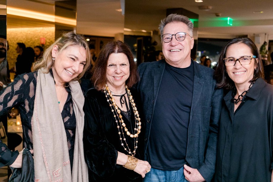 Marcia Mullervanda Klabin, João Caetano e Gisele Taranto