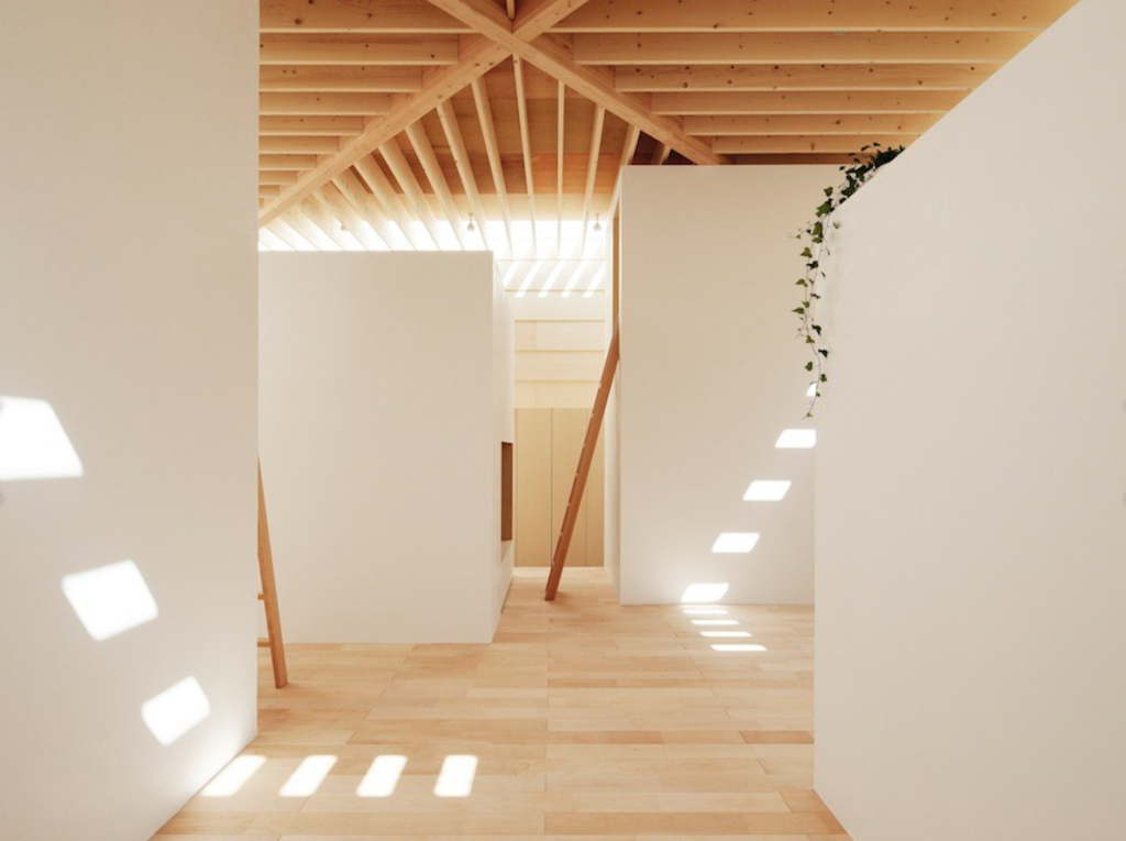 Light Walls House - mA-style Architects - Kai Nakamura. A dupla de arquitetos japoneses sediados em Tóquio desenvolve projetos residenciais de linhas puras que inspiram gerações.