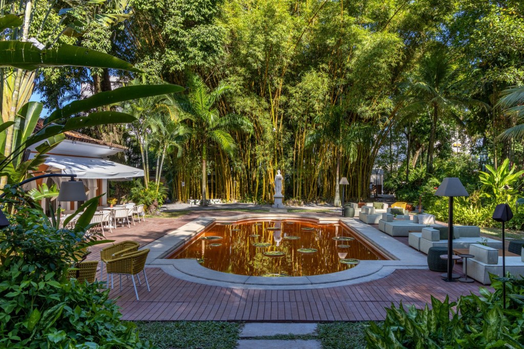 BamˈBo͞o Bar, por Gisele Taranto Arquitetura. Ambiente da CASACOR Rio de Janeiro 2022.