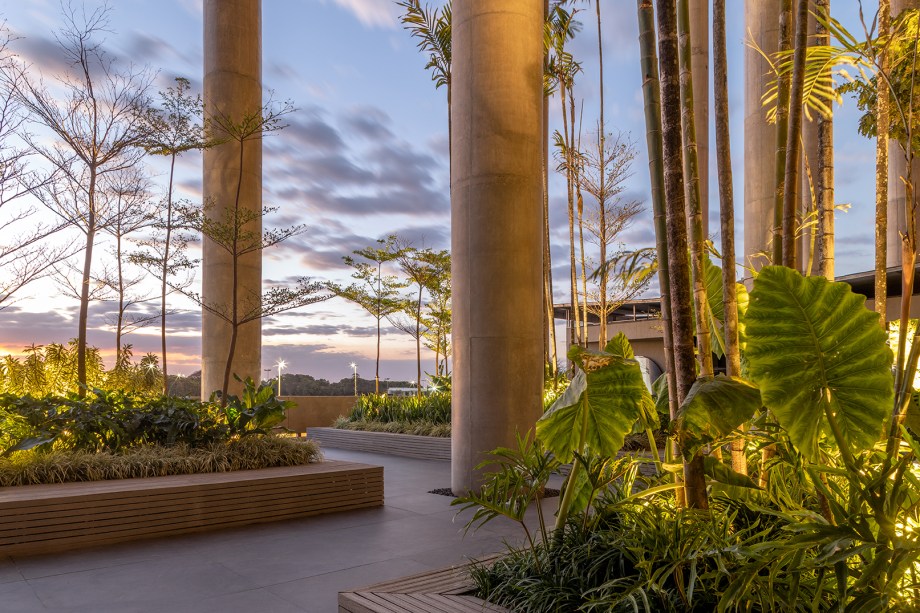 Depieri Paisagismo - Praça CASACOR. Vencedor do Melhor Projeto de Uso Público.