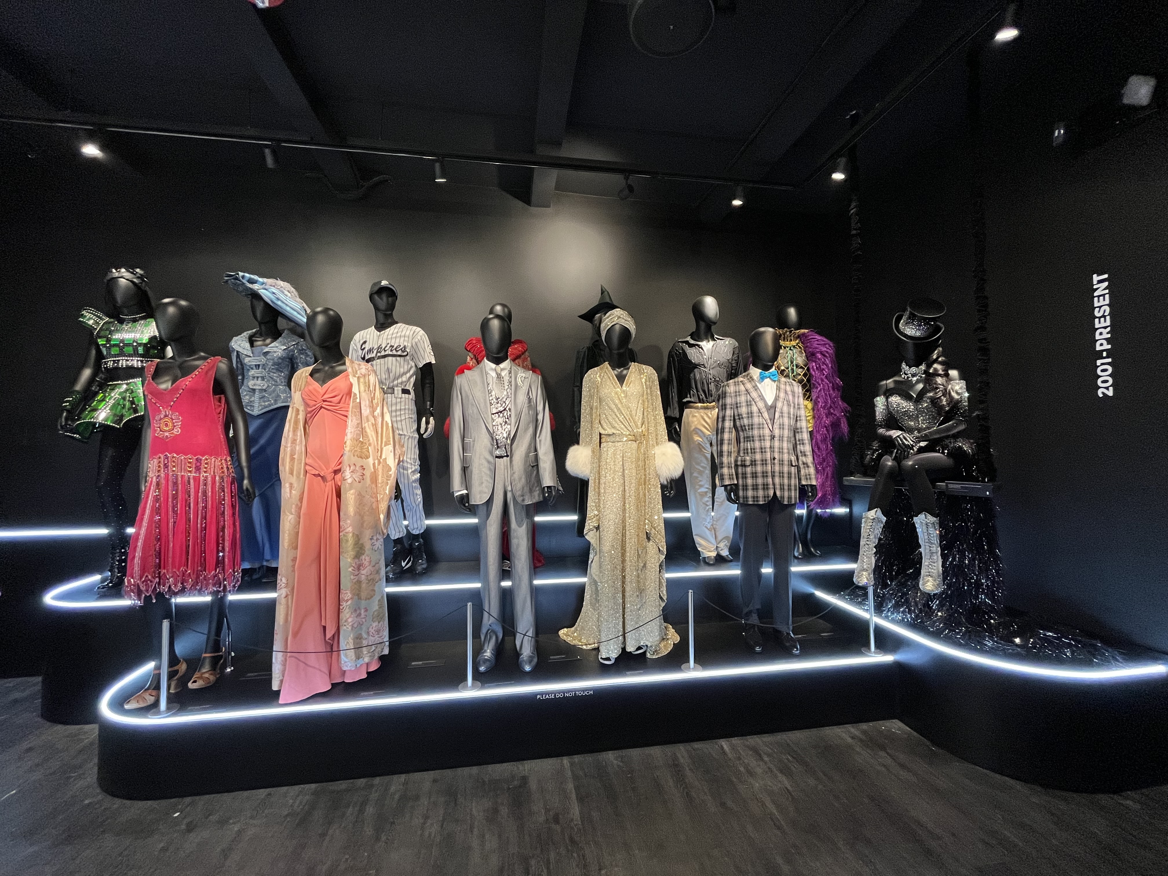 De bastidores a figurinos originais, Museu da Broadway abre ao p&uacute;blico