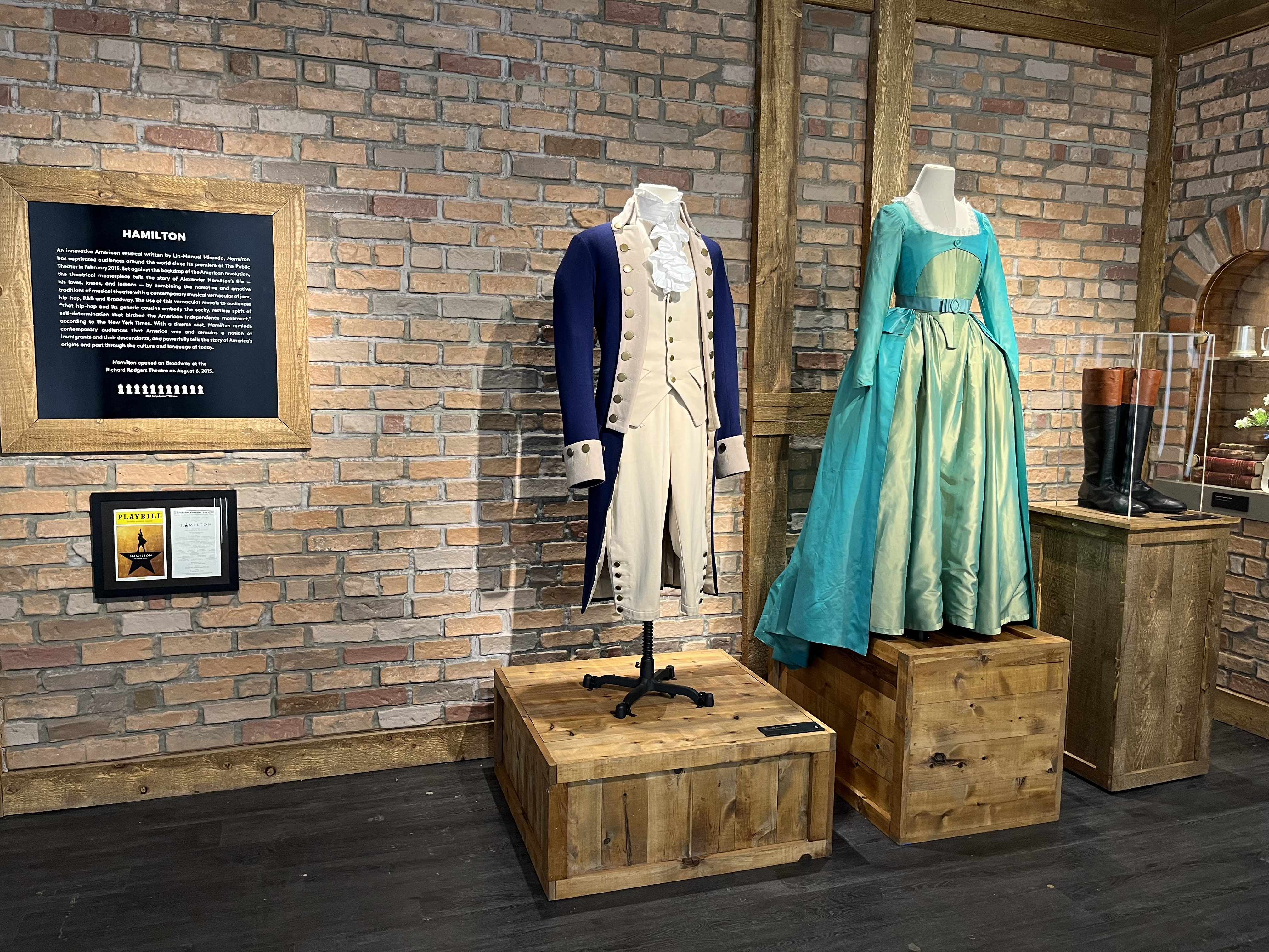 De bastidores a figurinos originais, Museu da Broadway abre ao p&uacute;blico