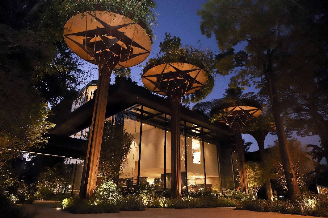 Loja da Florense na Alameda Gabriel.