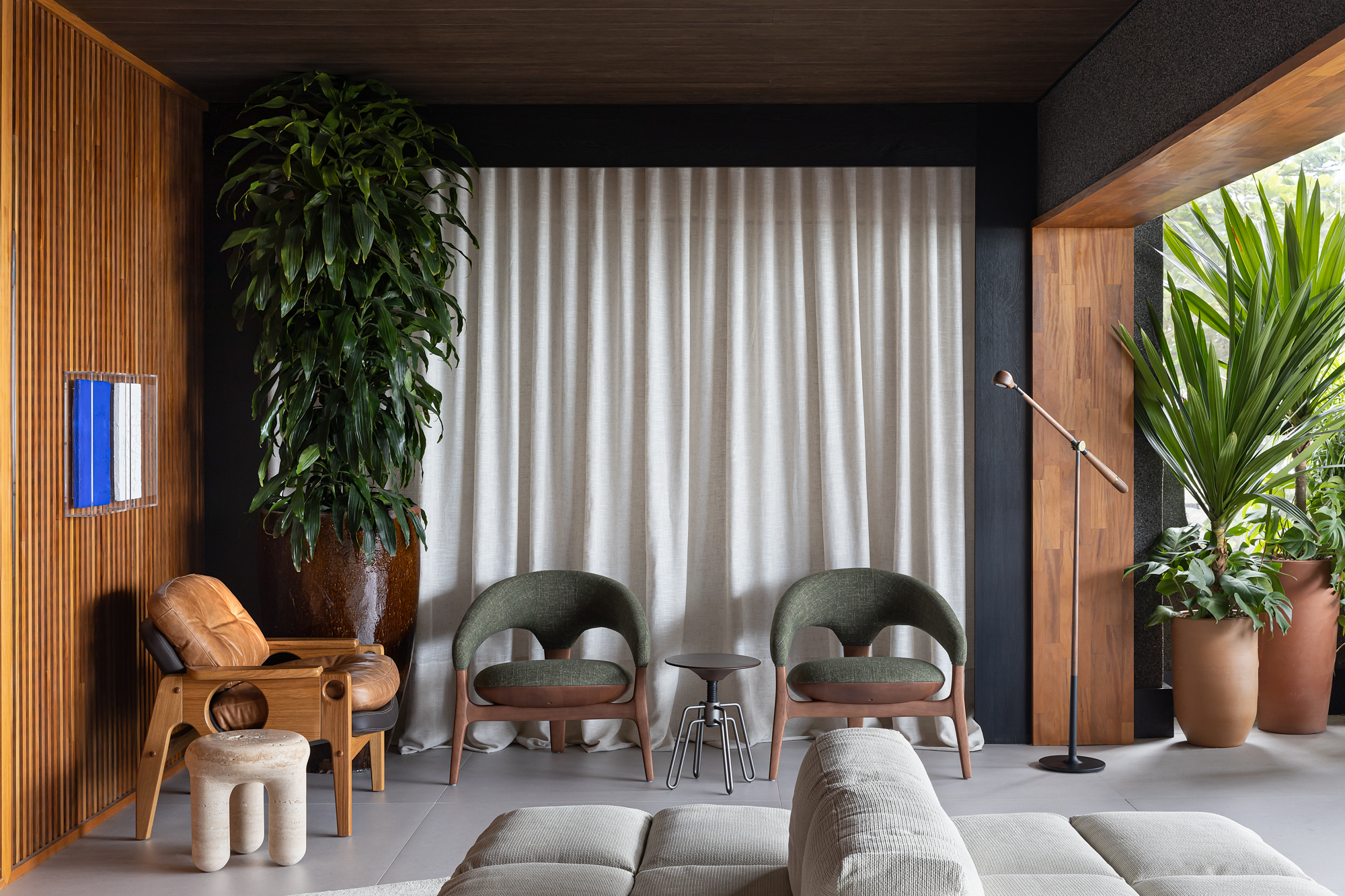 Cyane Zoboli – Loft Deca