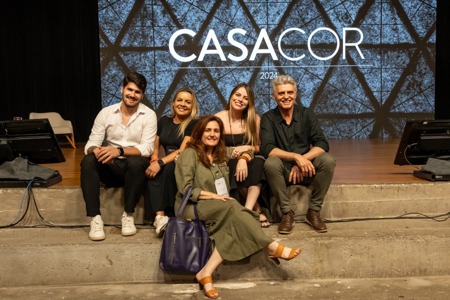 Gabriel Rosenberg, Raquel Brazão, Larissa Pinto, Alex Stevens e Veruska