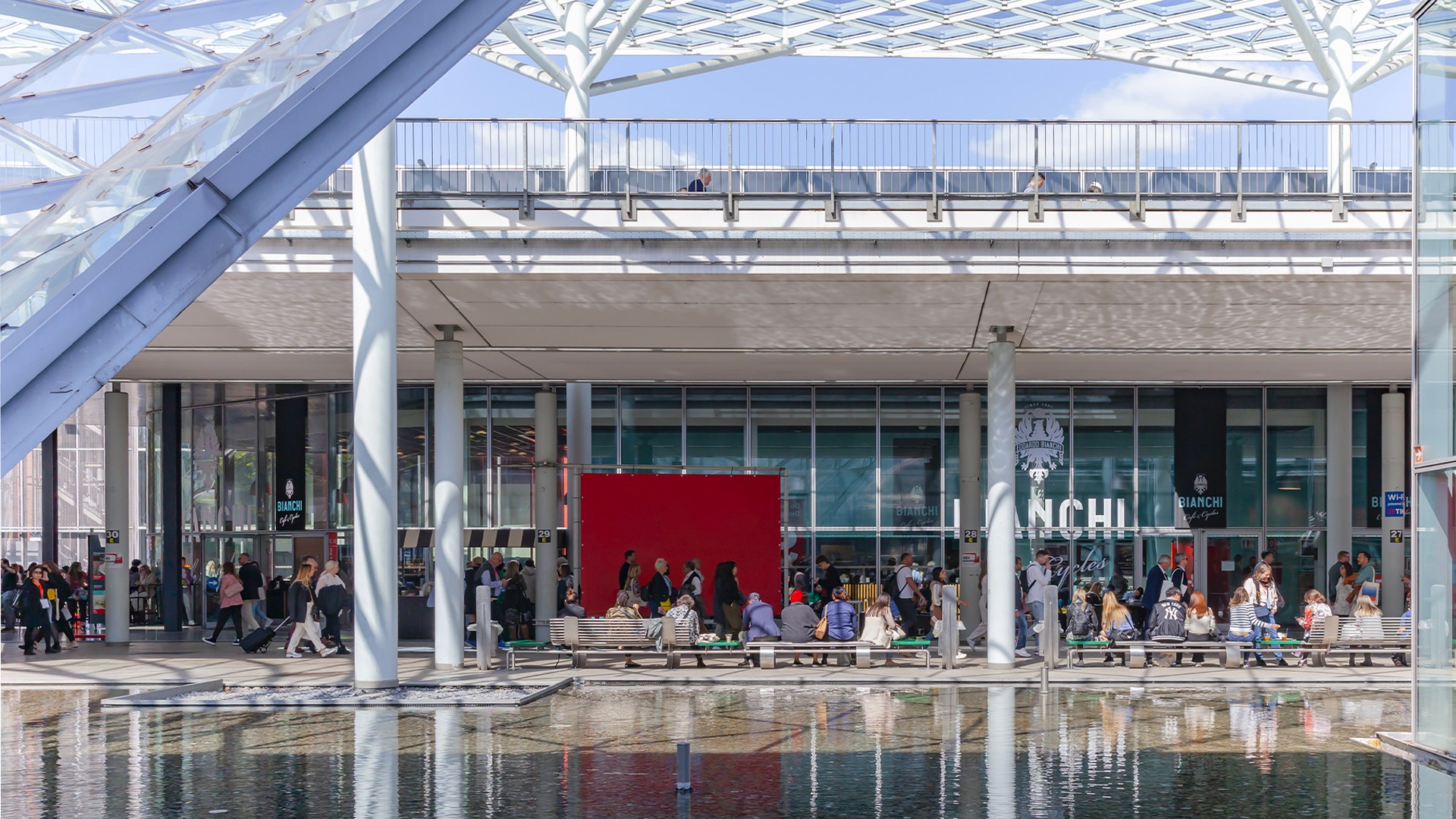 Salone del Mobile Milano &eacute; um dos eventos que acontece durante a Milan Design Week.